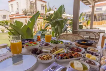 June Alaçatı (+15 Adult only) - 12