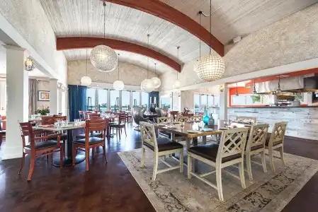 Paradise Point Resort & Spa - 24