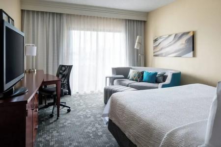 Courtyard Denver Central Park - 41