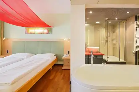 Ramada by Wyndham Baden du Parc - 95
