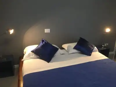 Vatican Central Suites - 1