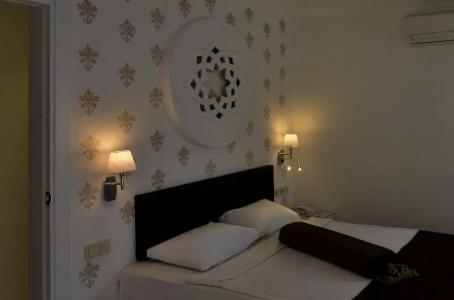 Side Royal Paradise - 40