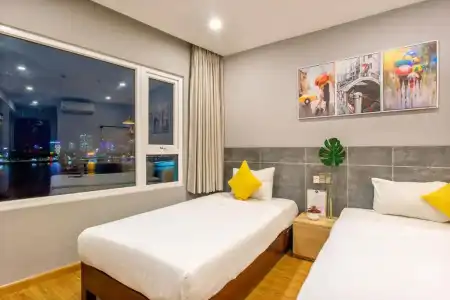 Happy Day Riverside & Spa Danang - 56