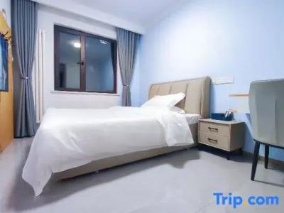 Mercure Chartres Est - 82