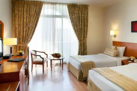 Landmark, Baniyas - 32