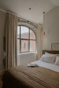 MiLa Tour Rose - 98
