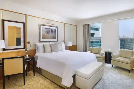 The Ritz-Carlton Executive Residences - 10