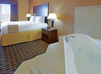 Comfort Inn & Suites Dallas Medical - Market Center - 6