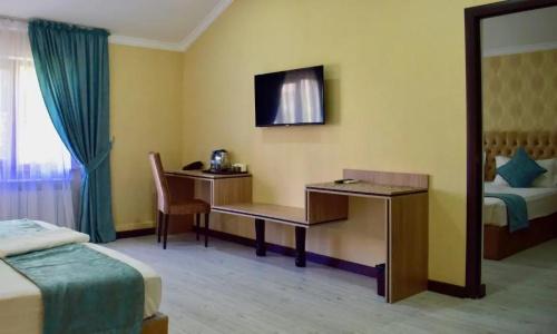 Dostar Inn - 24