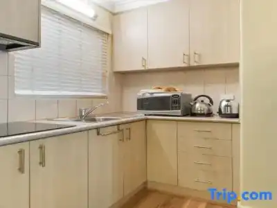 The Peninsula Riverside Serviced Apartments - 104