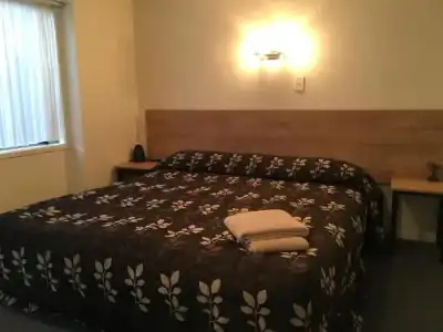 Fenton Court Motel - 52