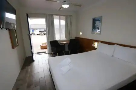 Reign Inn Newcastle - 31