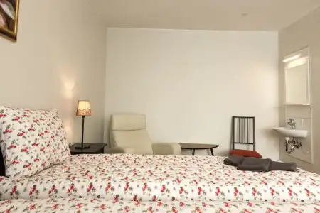 Guesthouse Garun, Skolavellir - 25