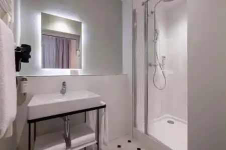 Hôtel de Suez - 35