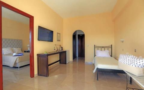 Cavomarina Beach- Adults Only - 50