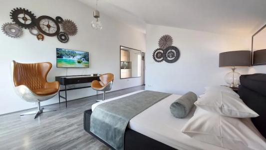 Refresh Boutique Apartments - 151