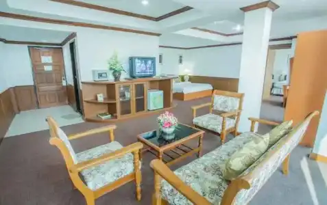 Vasu Mahasarakham - 10
