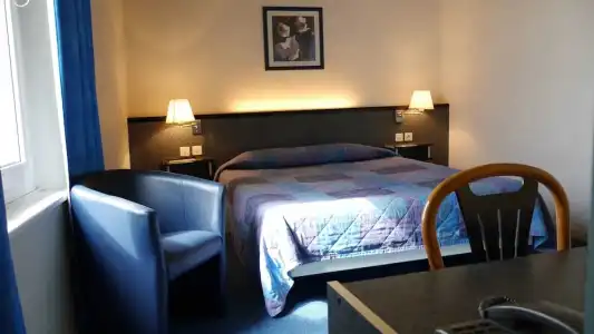 Hôtel Terminus - 78