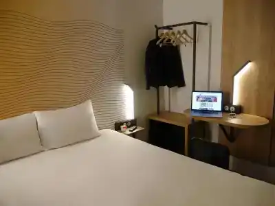 B&B Hôtel Nanterre Rueil-Malmaison - 42