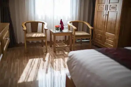 Golden Town - 21