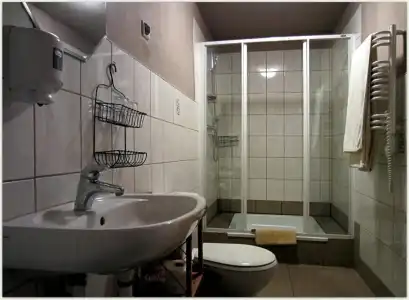 Globtroter Guest House - 49