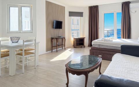 Open Sea Luxury Apartments - 108