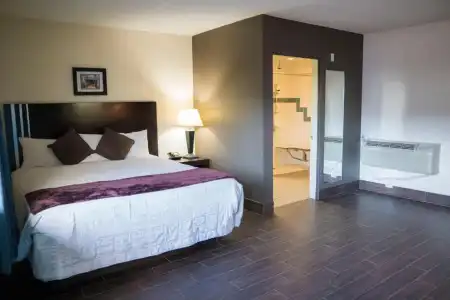 Orange Tree Inn - 24