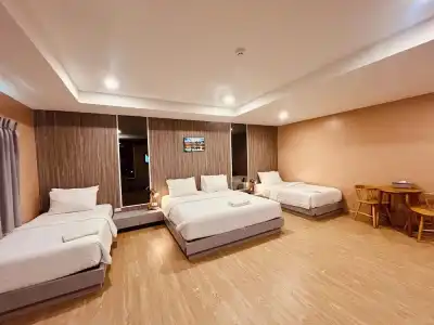 Usabai Riverside Boutique - 100
