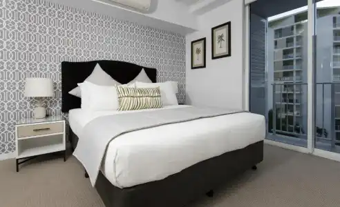 Riviera Mackay - 54