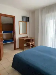 Ivana - 45