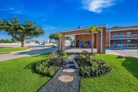 Motel 6 Plano, TX - Plano Northeast - 19