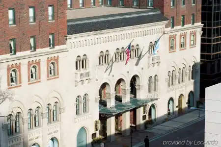 Warwick Allerton - Chicago - 35