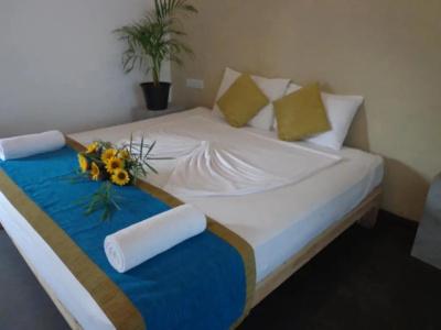 Star White Negombo - 31