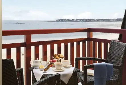 Hôtel Barrière l'Hermitage - 59