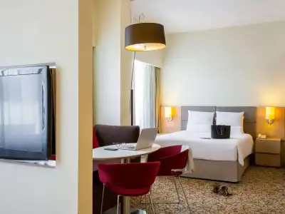 Novotel Suites Mall Avenue Dubai - 18
