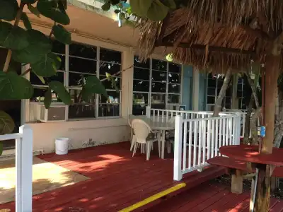Gilbert's Resort - 18