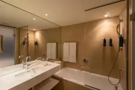 DoubleTree by Hilton Vienna Schonbrunn - 58
