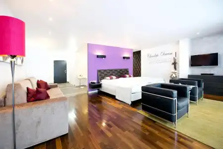 Alpenlove - Adult SPA - 4