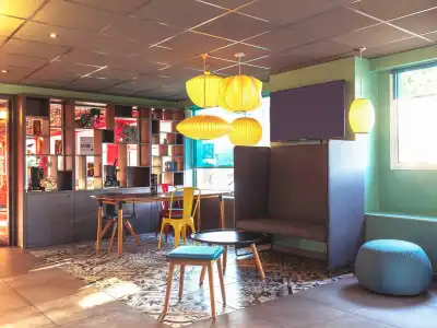 ibis Styles Lyon Confluence - 23