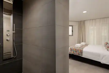 Bio Suites - 111