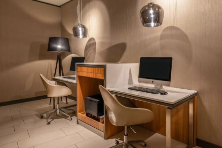 Courtyard by Marriott Cologne - 11
