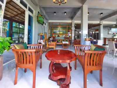 At Koh Larn Resort - 19