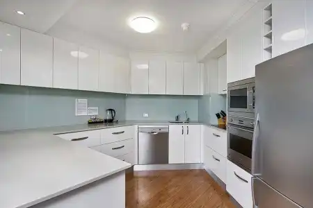 181 The Esplanade - 23