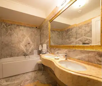 Grand Visconti Palace - 33