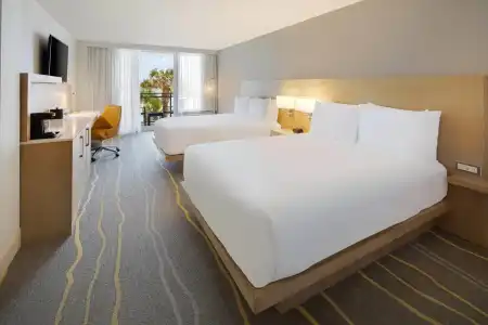 Deltas by Marriott Daytona Beach - 2