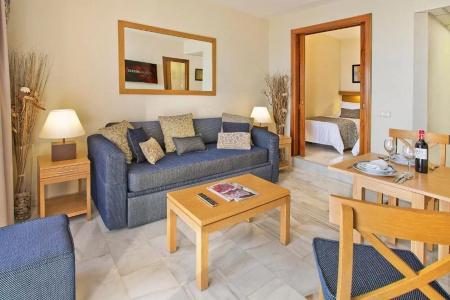 Sunset Beach Club Apartments - 12