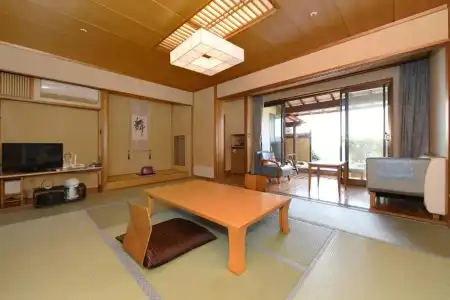 Shimoda Yamatokan - 70