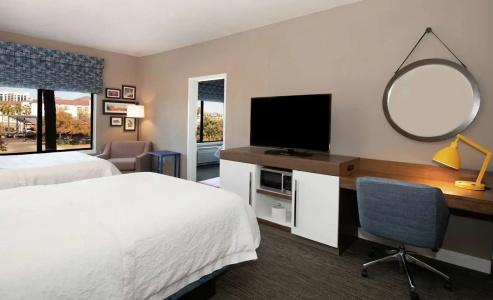 Hampton Inn Phoenix-Airport North - 69