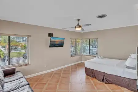 Hollywood Beachs - 163