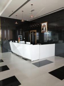 Parkside Plaza - Muscat - 10